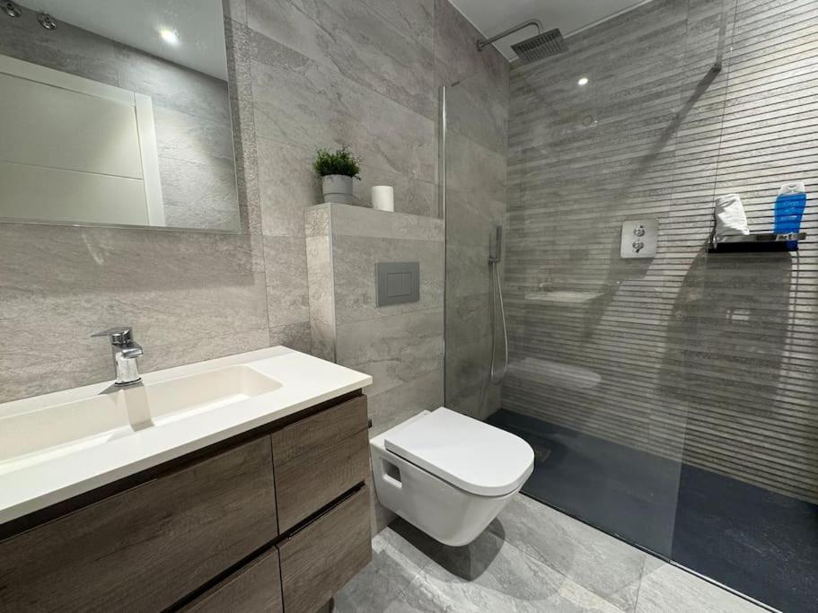 شقة Maison Du Centre By Oktheway آكورونيا المظهر الخارجي الصورة